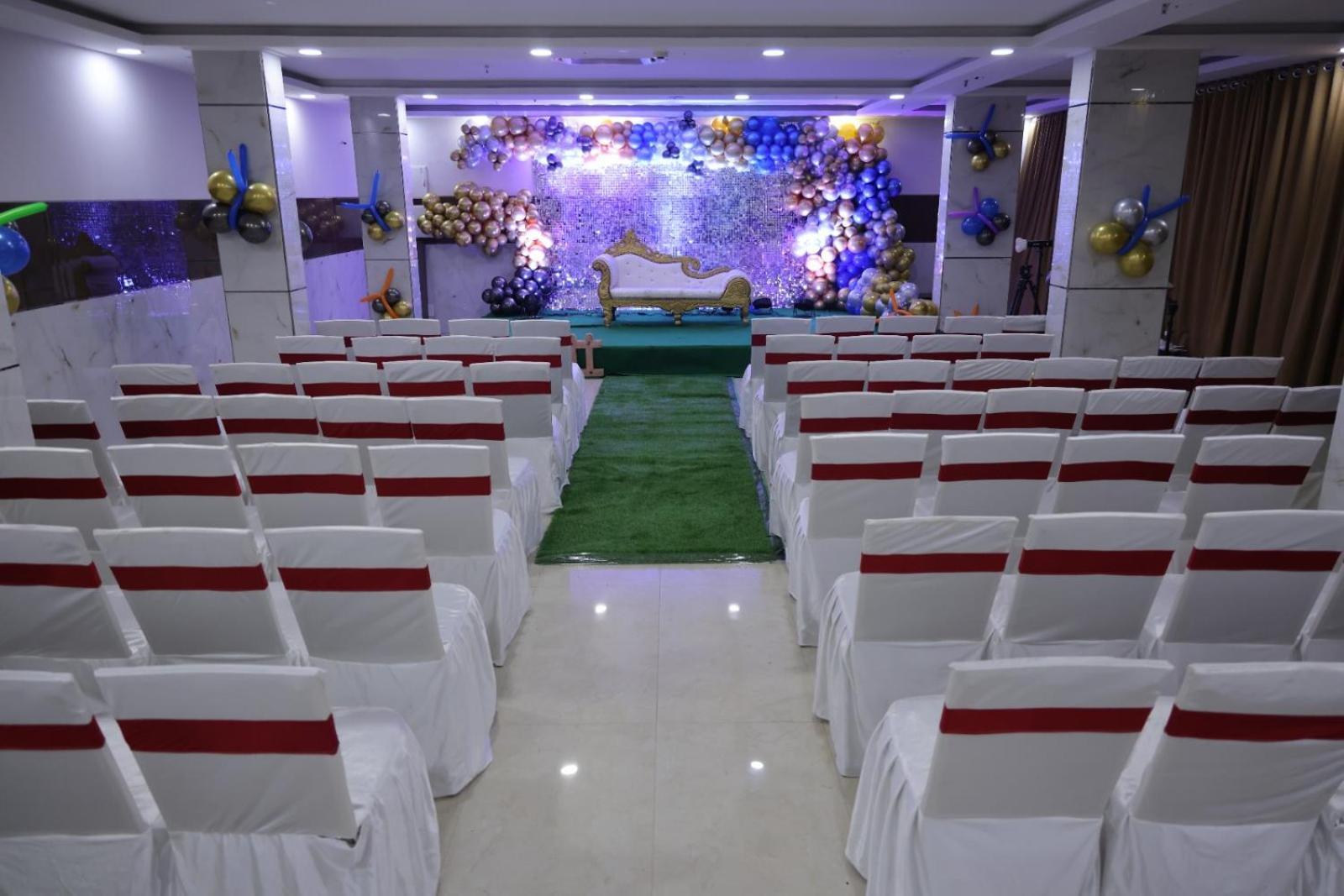 Hotel Royal Park Nellore Kültér fotó
