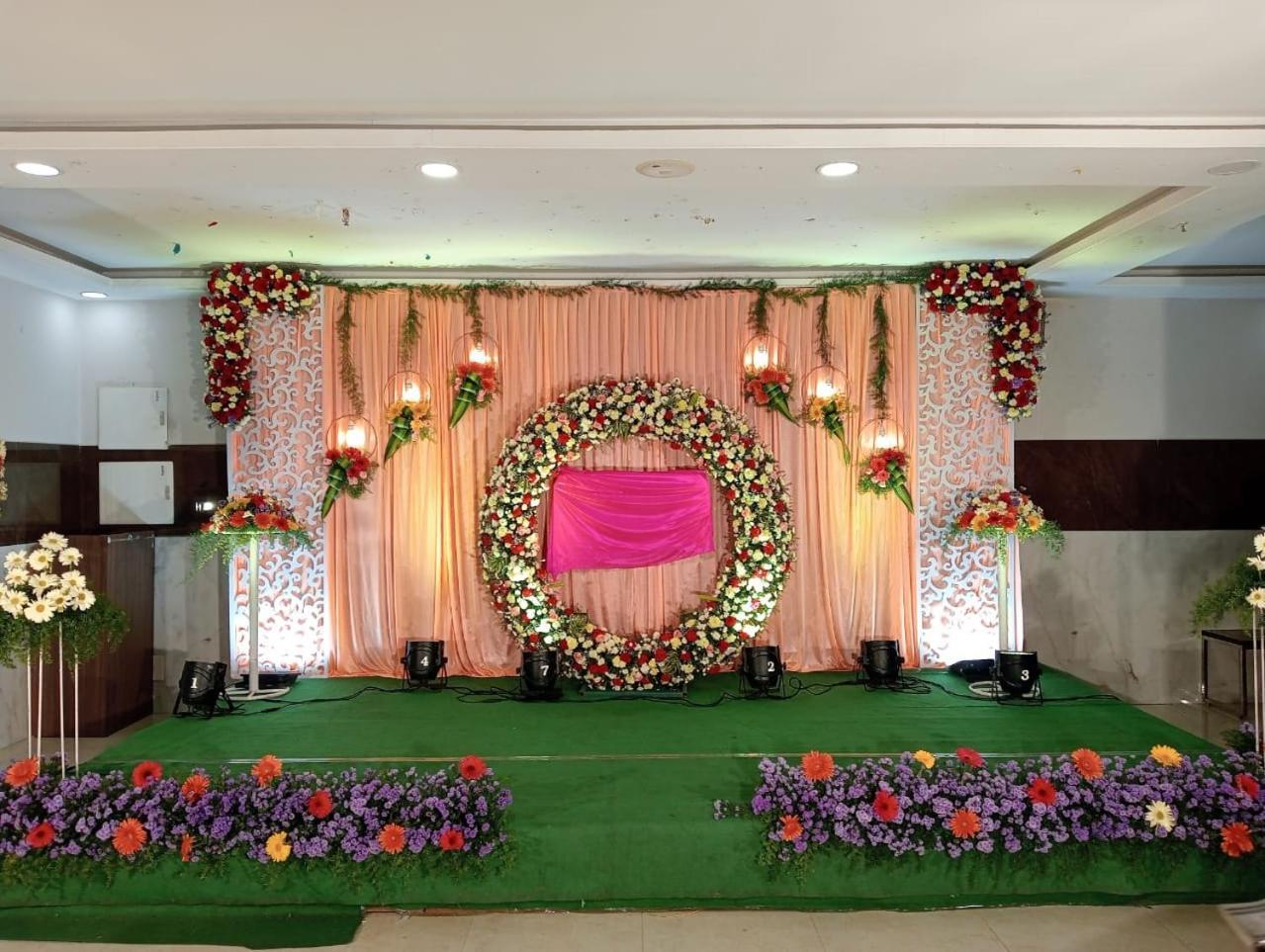Hotel Royal Park Nellore Kültér fotó